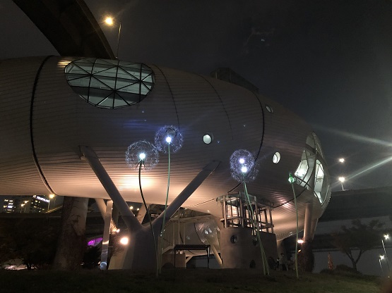 야외전시 - 민들레 홀씨되어