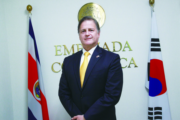 H.E. Alejandro Rodríguez Zamora Ambassador of Costa Rica to Korea