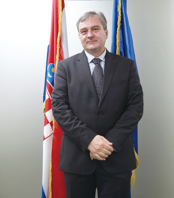 Dr. Damir Kušen Ambassador of Croatia