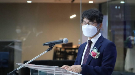 CEO Jeong-Ho Choo, Futurenuri delivers a congratulatory speech