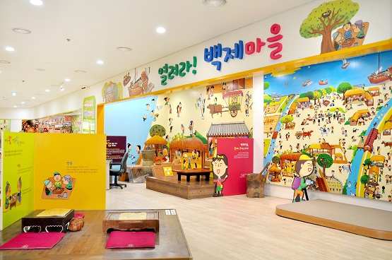 2013년 체험전시장이 활성화된 전시실 모습/한성백제박물관=사진