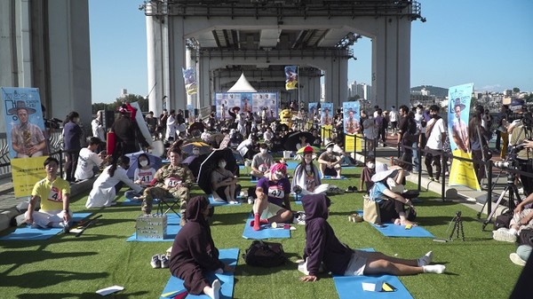 한강 멍때리기 대회(2022)/서울시=사진