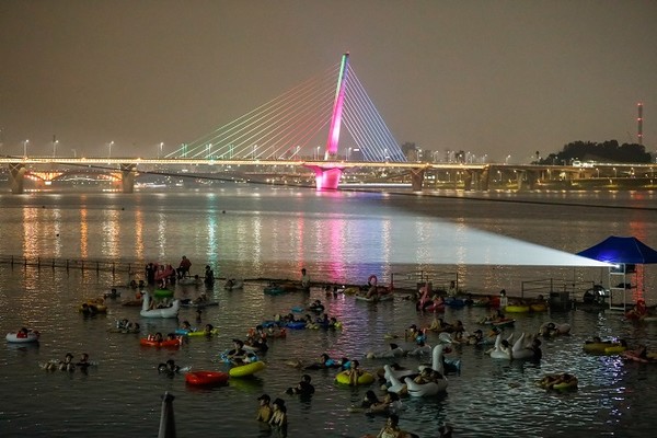 한강페스티벌_여름_한강무비나잇(2022)/서울시=사진