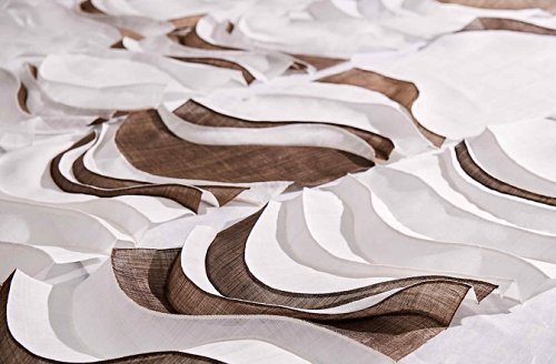 ‘인연因緣’_나와 인 (因) 1600× 30000× 30mm/ 모시, 옻칠/문화재청=사진