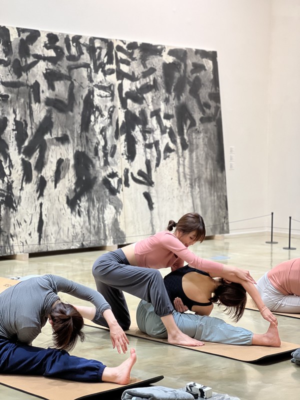 필묵변혁 요가 장면 (사진제공=세종문화회관)