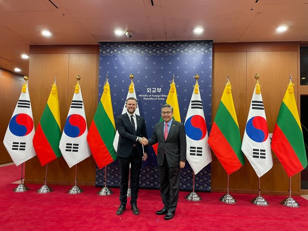 Lithuanian Foreign Minister Gabrielius Landsbergis during his visit in South Korea. Meeting between Lithuanian Foreign Minister Gabrielius Landsbergis and South Korea Foreign Minister Park Jin, January 2023, Seoul  (Photo=Embassy of the Republic of Lithuania)