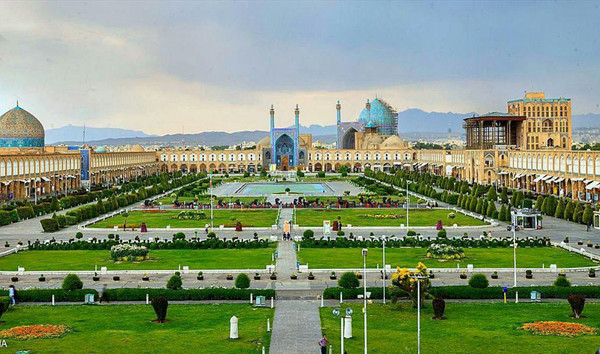 Meidane Emam, (Imam Square) Isfahan (Photo=Embassy of the Islamic Republic of Iran)