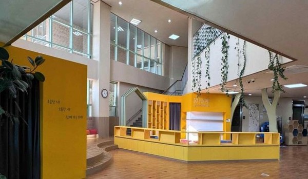 틈새공간 키우기 사업 추진사례, 녹색공간(독서공간) (사진제공=서울시교육청)