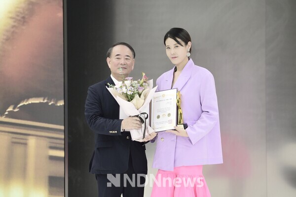 (DDP K-Brand Fashion Week) K-패션위크 감독상 장유리 / 사진제공 = YTM Family