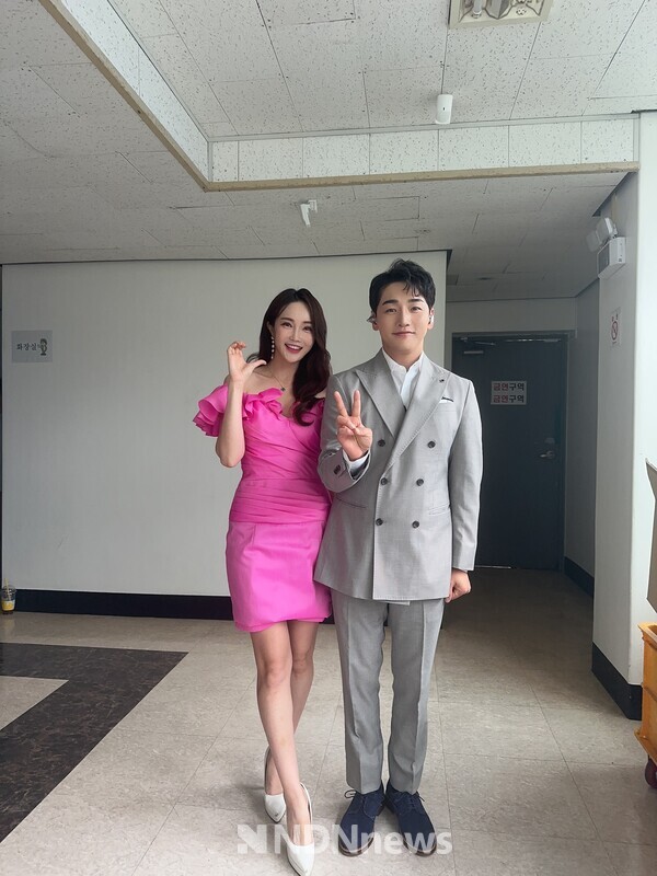 앵콜요정 트롯가수 김지현와 박군 [사진=J&M Entertainment]