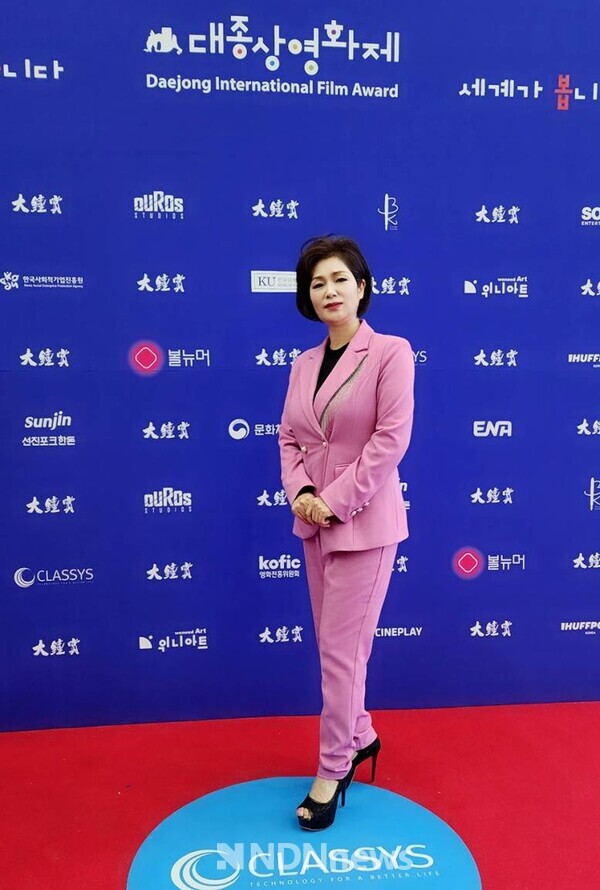 배우 김류경, 포토월 포즈 / 사진제공 잡포스트