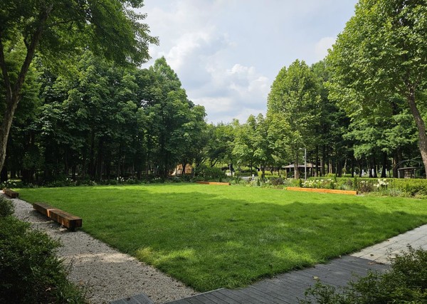 야외예식장 (출처=동부공원여가센터)