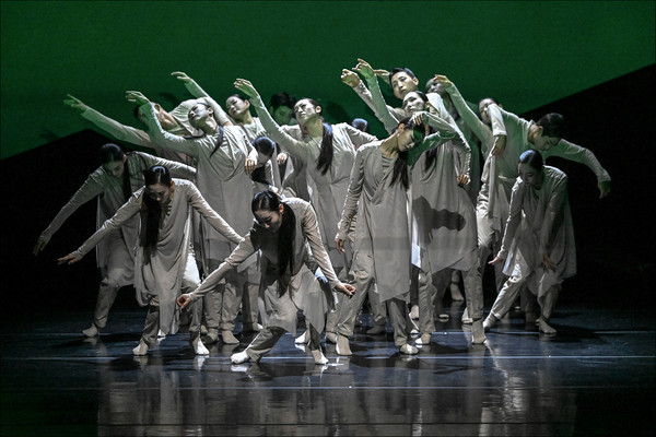 서울시무용단, 가을 시즌을 맞아 '국수호·김재덕의 사계' 공연 (사진제공=세종문화회관)