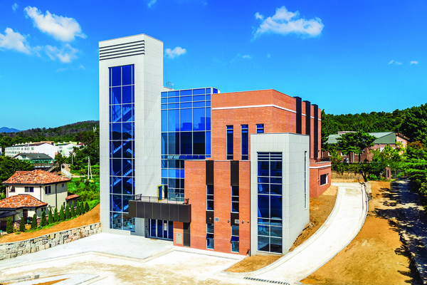 경북 울진에 새로 들어선 '울진연지 하나님의 교회' (사진제공=하나님의교회)