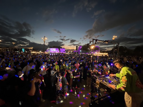 '2024년 잠수교 뚜벅뚜벅 축제' 무소음디제잉파티 (출처=미래한강본부)