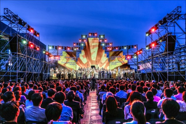 제2회 광화문광장 야외오페라 '카발레리아 루스티카나' 공연. (사진제공=세종문화회관)