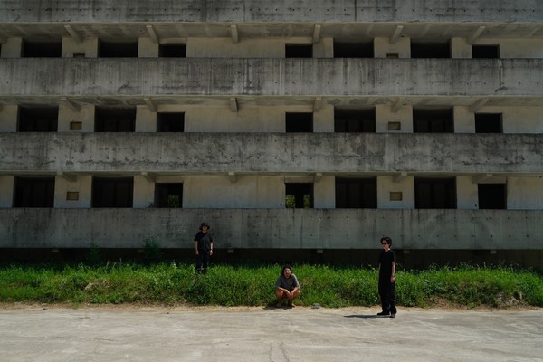 이끼바위쿠르르(ikkibawiKrrr) (출처=아트선재센터)