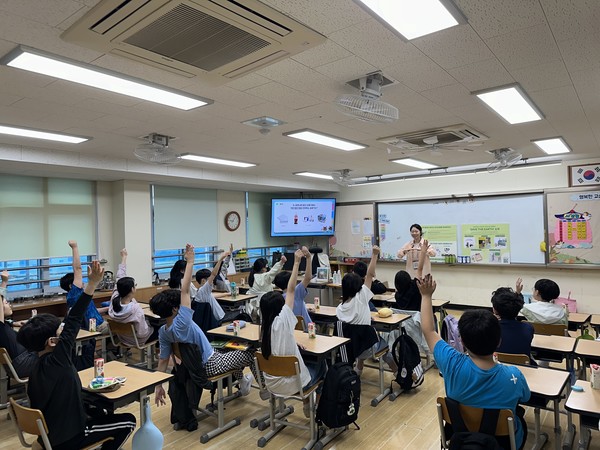 찾아가는 특별 교육 (출처=서울디자인재단)