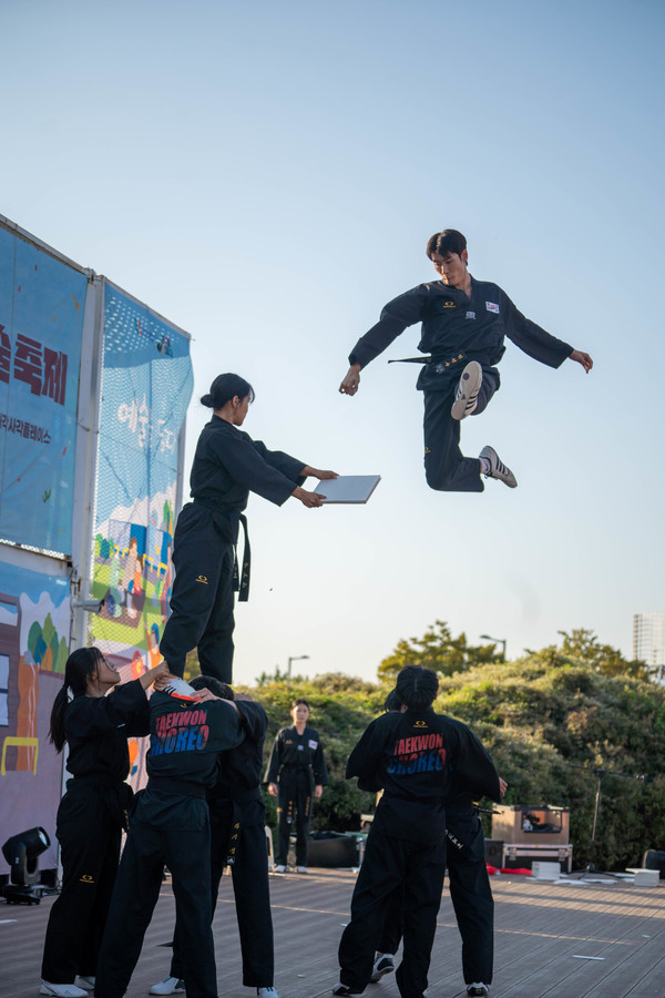 2024 가을축제 공연 (출처=미래한강공원)