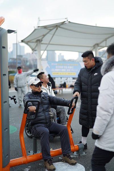 체스트프레스 예시. (출처=미래한강본부)