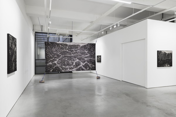 Narratives Underneath: Shifting Landscapes and Memory, Installation view. (출처=G Gallery)