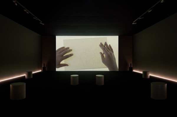 전시전경_아크람 자타리