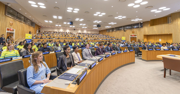 하나님의 교회 직장인청년봉사단 ASEZ WAO가 미국, 페루에서 '2040 플라스틱 프리' 활동을 주제로 글로벌 포럼을 잇달아 개최했다. 지난달 16일(현지시각) 미국 뉴욕 UN 본부에서 열린 포럼에는 각국 외교관과 UN 산하기구 및 국제기구 관계자 등 각계각층에서 약 550명이 참석했다. (사진제공=하나님의교회)
