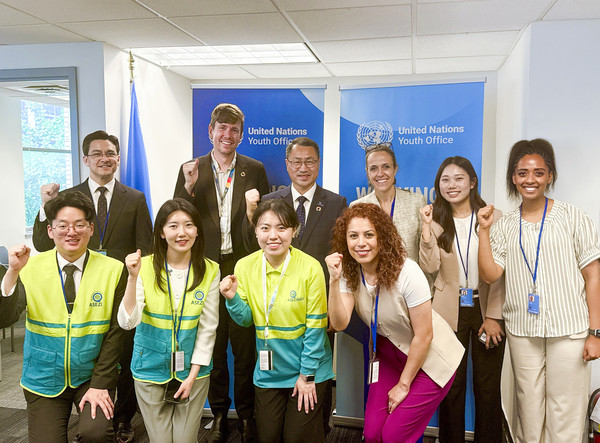 UN 산하 청소년사무국과 간담회를 개최한 ASEZ WAO는 플라스틱 오염 종식에 필요한 협업 방안을 함께 모색했다. (사진제공=하나님의교회)