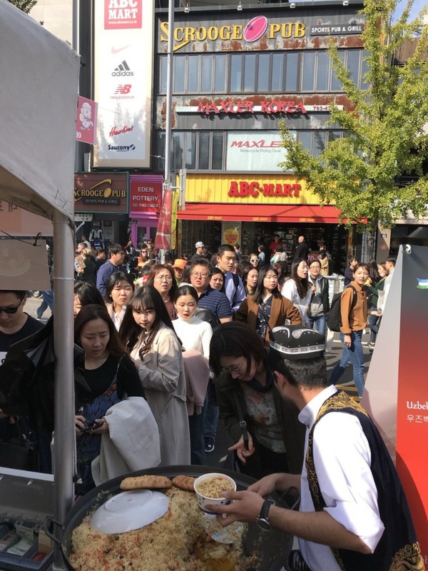 “My dream was to share Uzbek food with Korea, and to show that halal cuisine can be enjoyed by everyone, not only Muslims"